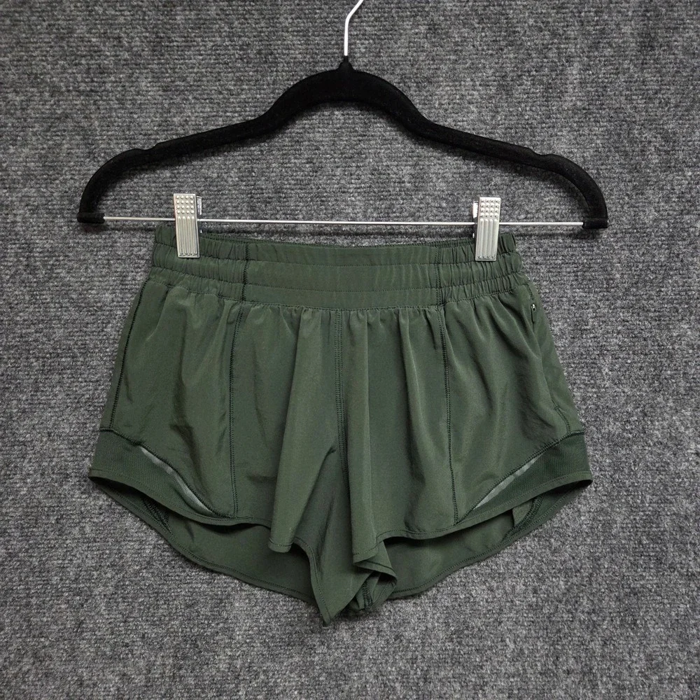 Lululemon Shorts Womens 4 Hotty Hot Low Rise Lined Green 2.5